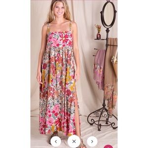 Natural Life Patti Maxi Dress in Vintage Summer Floral